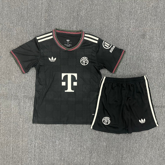 25/26 Ensemble Enfant  Bayern Munich  Extérieur