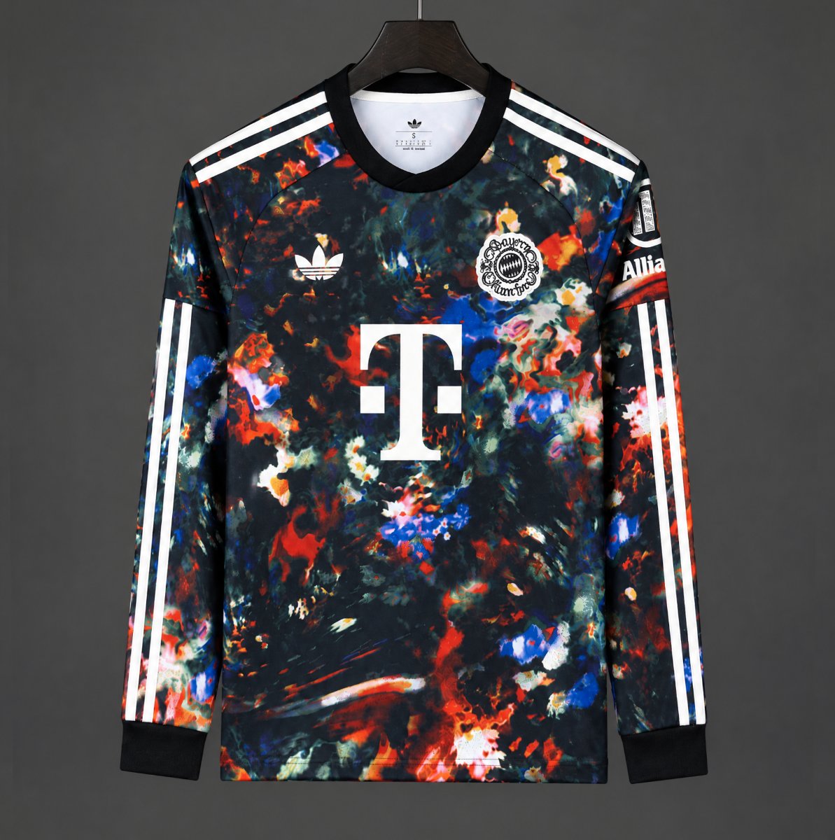 Maillot 26/27 Bayern Munich Oktoberfest Manches Longues