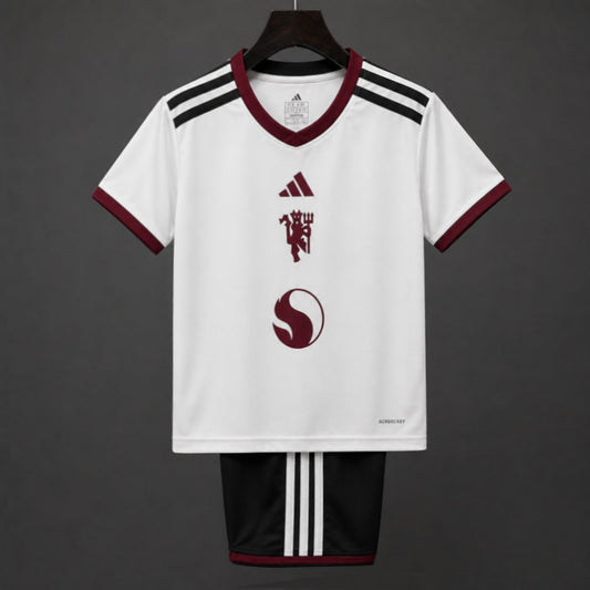 26/27 Ensemble Enfant  Manchester United  Third
