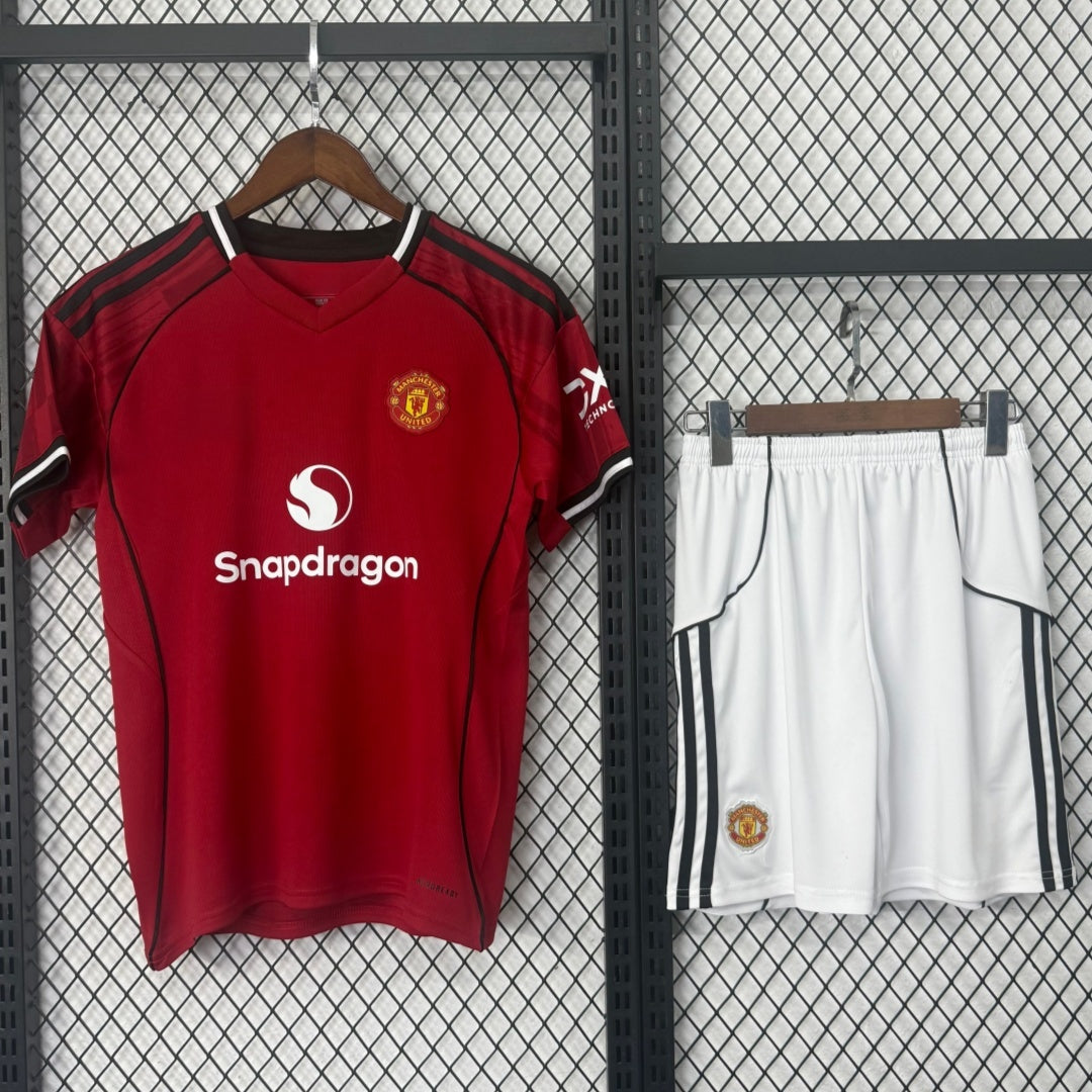 Ensemble 25/26 Manchester United Domicile Adult