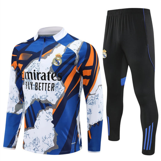 25/26 Ensemble Real Madrid color
