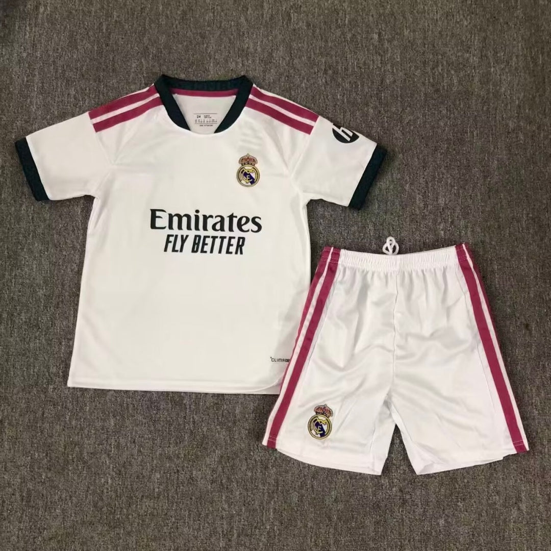 26/27 Ensemble Enfant Real Madrid  Domicile